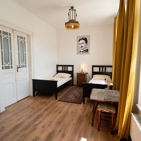 Zbirozsky Dvur Hotel Zbiroh Kültér fotó